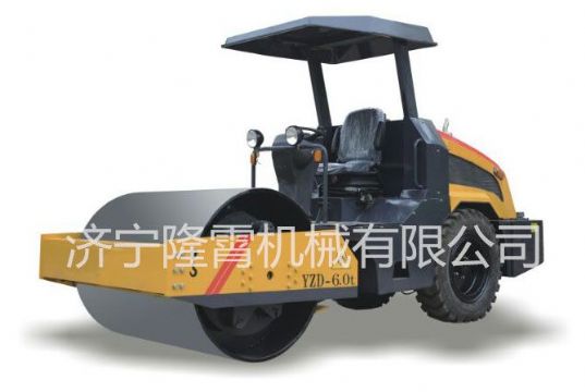 點(diǎn)擊查看詳細(xì)信息<br>標(biāo)題：6噸單鋼輪振動(dòng)壓路機(jī) 閱讀次數(shù)：3826